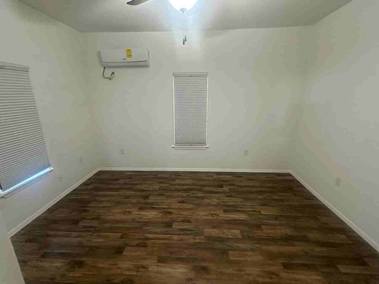 312 E 23rd St - Photo 7 of 11