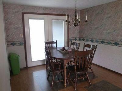 239 Sleepy Hollow Dr - Photo 3 of 7