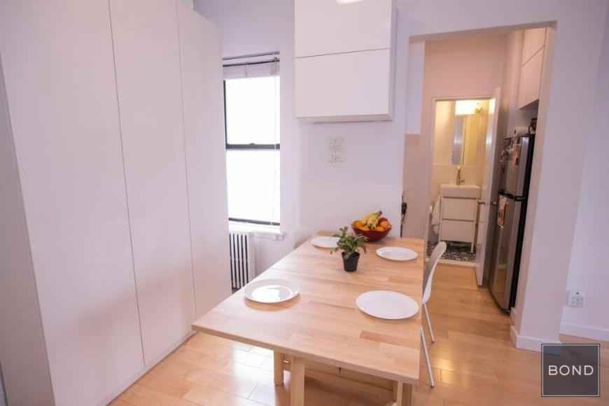 110 Thompson St - Photo 4 of 9