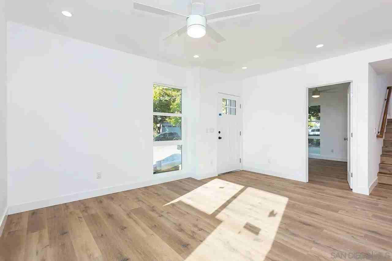 5721 Campanile Way - Photo 7 of 15