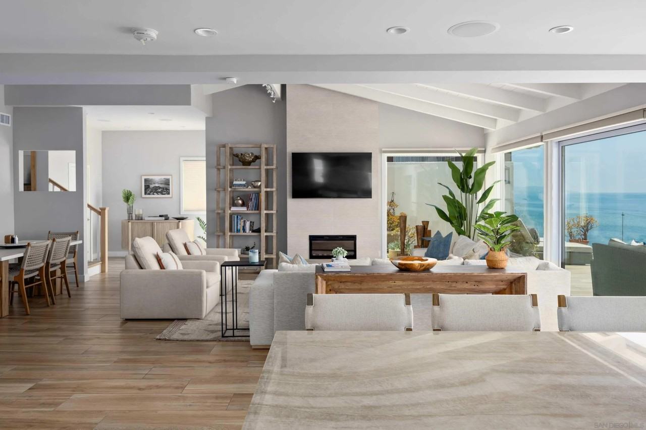 5570 Calumet Ave - Photo 7 of 41