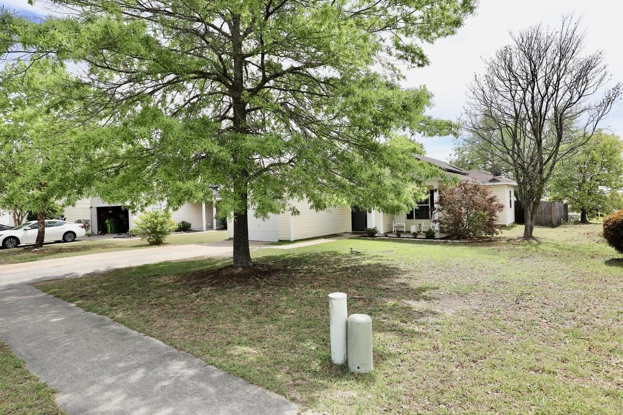 1116 Waverly Place Dr - Photo 4 of 50