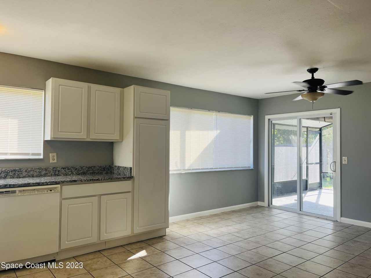 217 Manth Ave - Photo 6 of 15