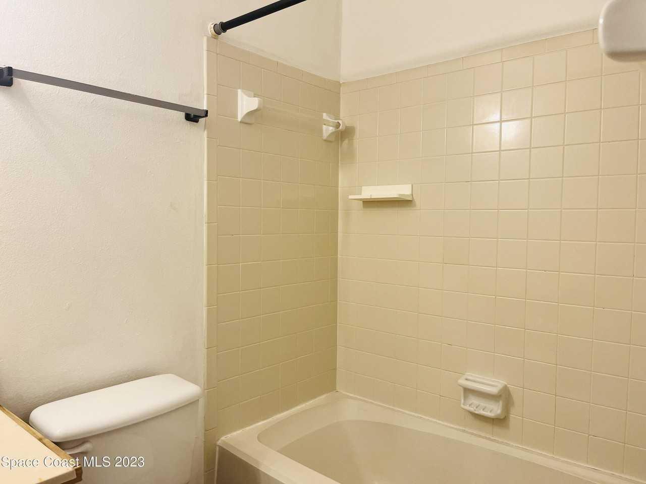 217 Manth Ave - Photo 7 of 15