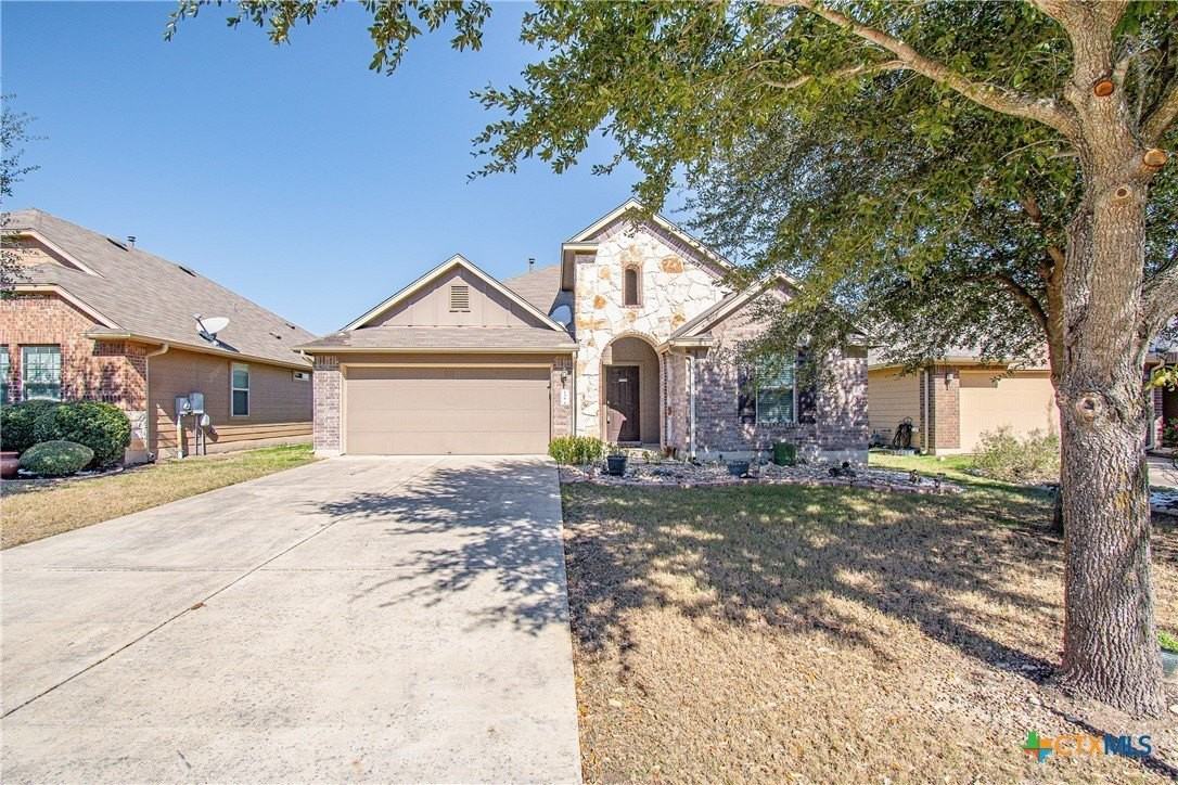 136 Mistflower Ln
