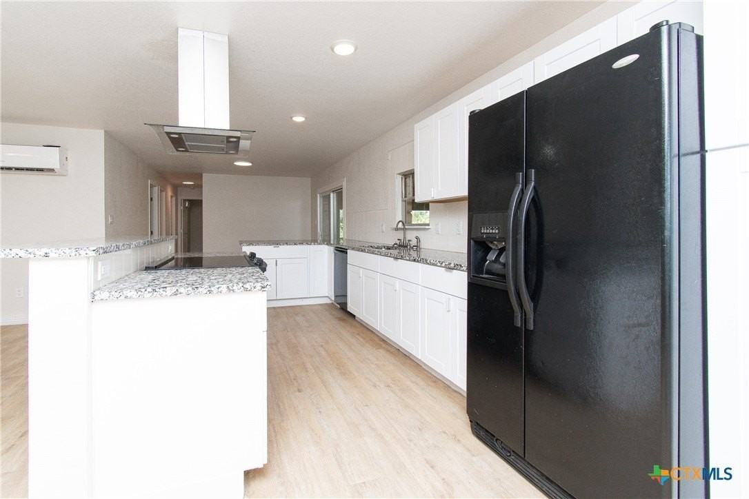 199 Apache Springs Rd - Photo 7 of 28