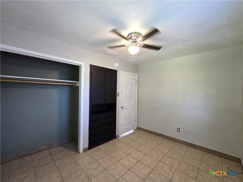 212 E Valley Rd - Photo 6 of 17