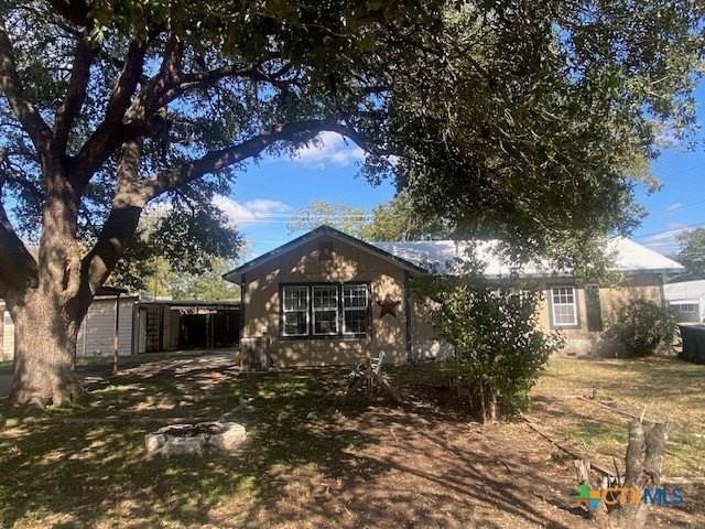 214 S Hackberry Ave - Photo 3 of 12