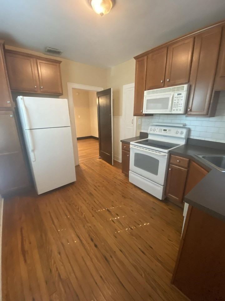 422 Mcdaniel St Unit A - Photo 5 of 19