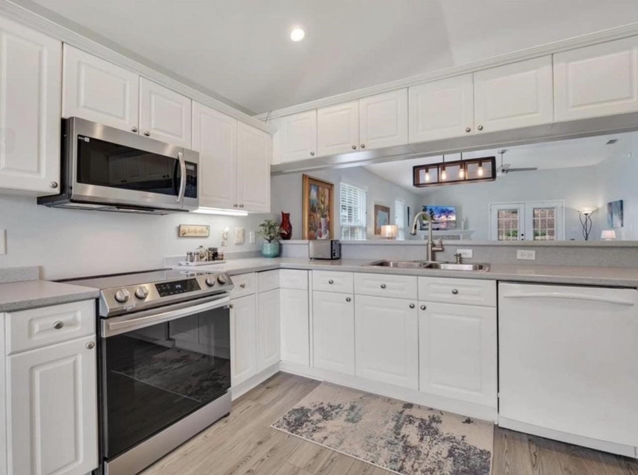 9405 Windam Way - Photo 4 of 21