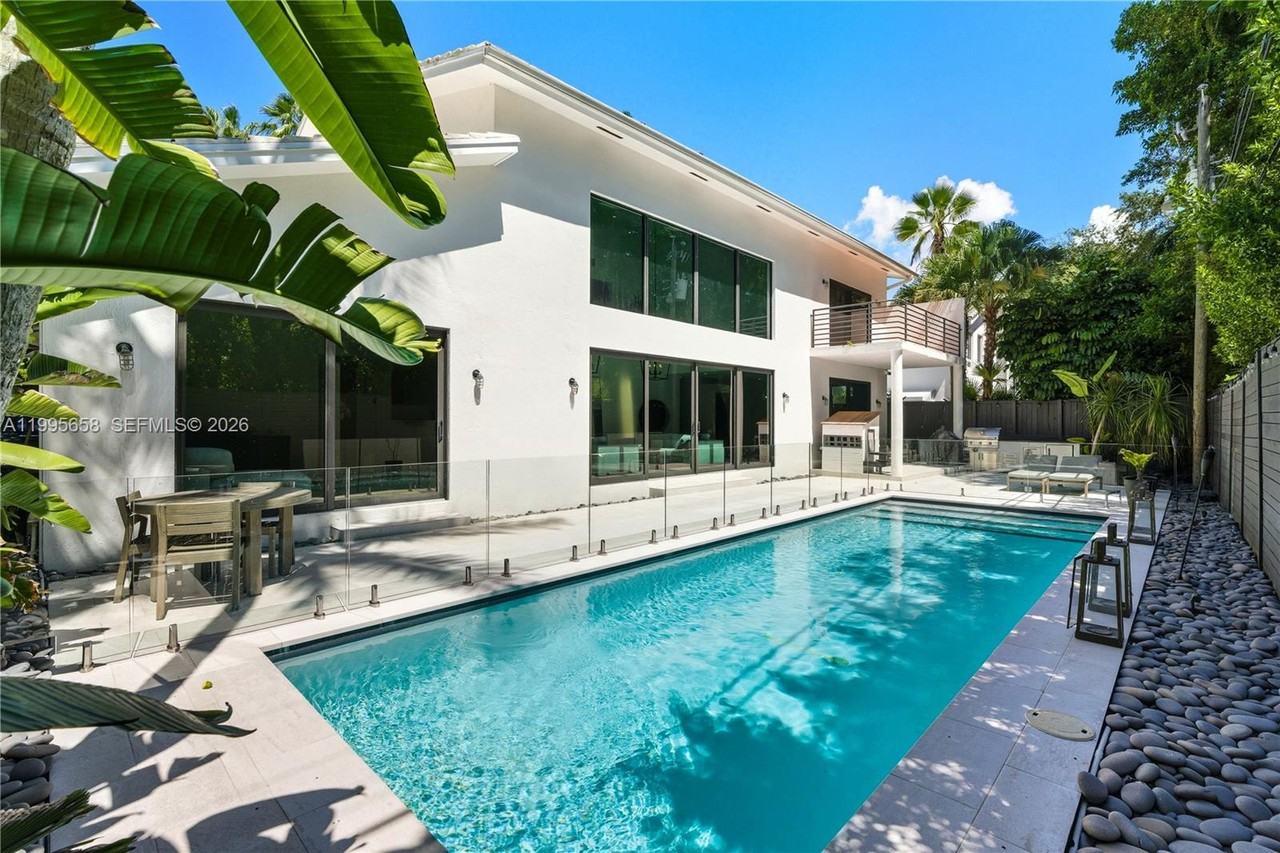 3782 El Prado Blvd #1 - Photo 4 of 8