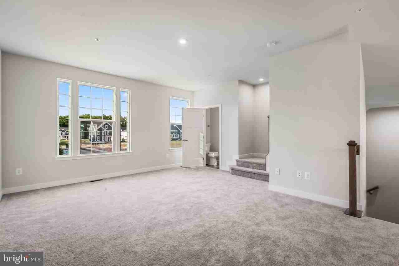 10611 Sundridge St - Photo 6 of 30