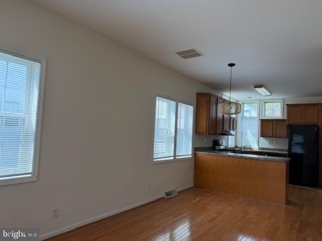 7429 Cedar Grove Ln - Photo 7 of 38