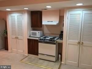 9700 Kenmore Dr Unit 2 - Photo 3 of 15