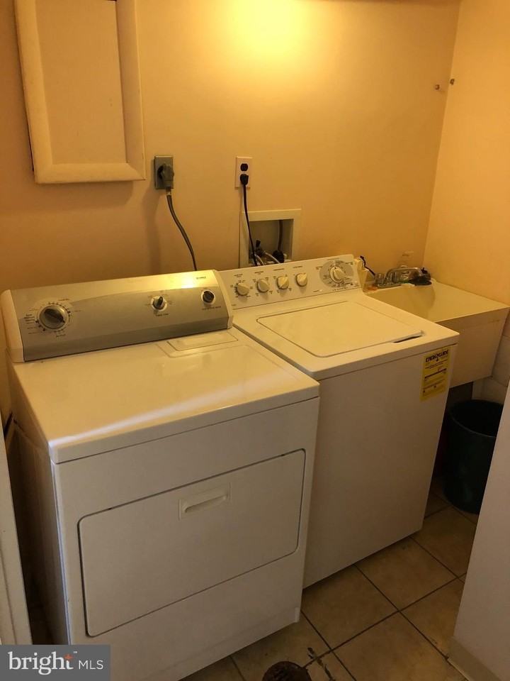 9700 Kenmore Dr Unit 2 - Photo 7 of 15