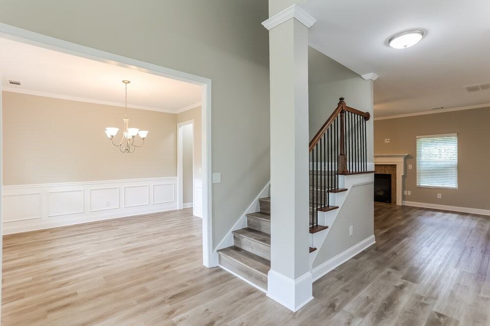 1194 Kilrush Dr Se - Photo 5 of 18