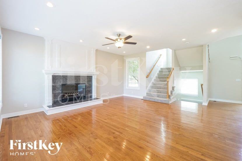 5836 Noreston St - Photo 4 of 15