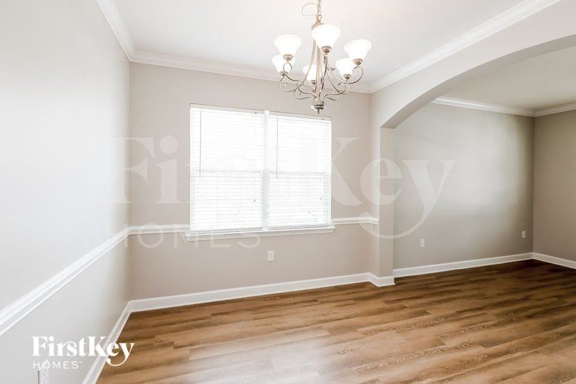 4006 Linville Falls Ln - Photo 4 of 15