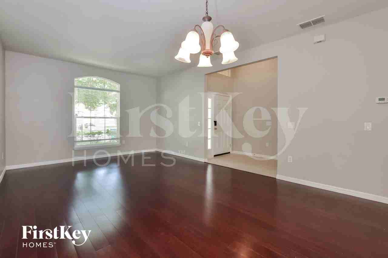 4087 Fitzroy Reef Dr - Photo 2 of 15