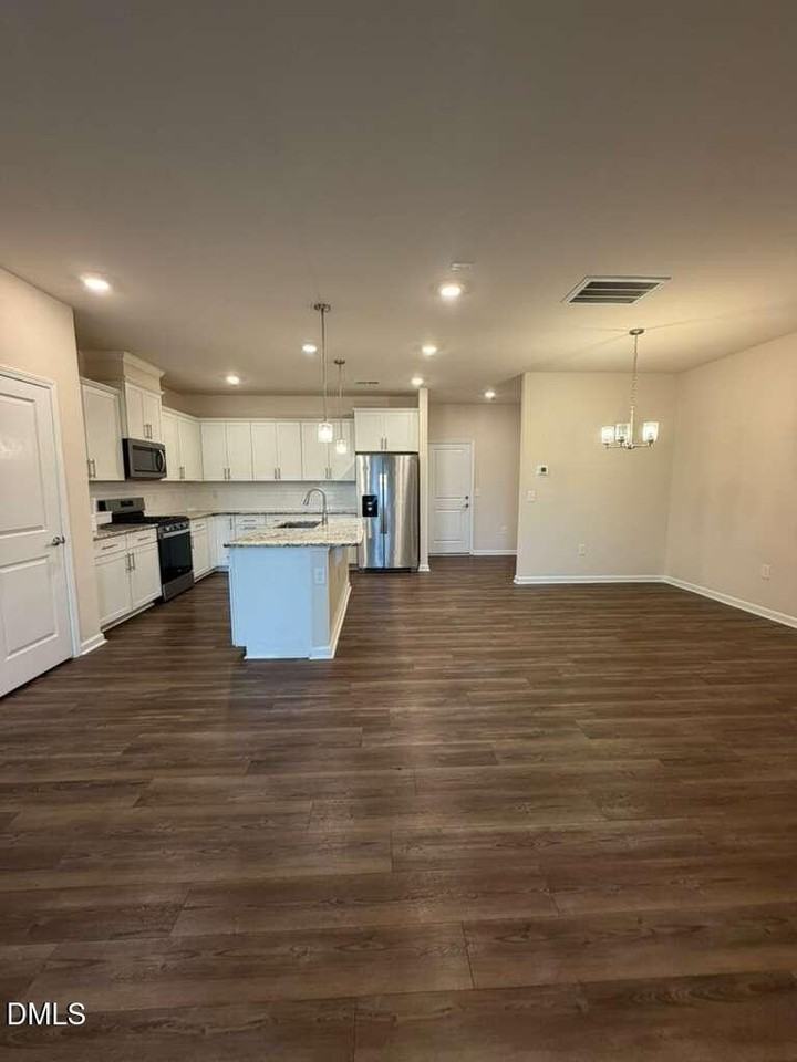 336 Abbots Mill Dr - Photo 3 of 25