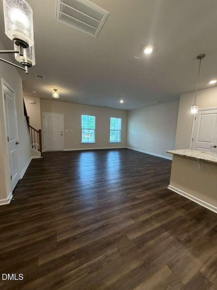 336 Abbots Mill Dr - Photo 7 of 25