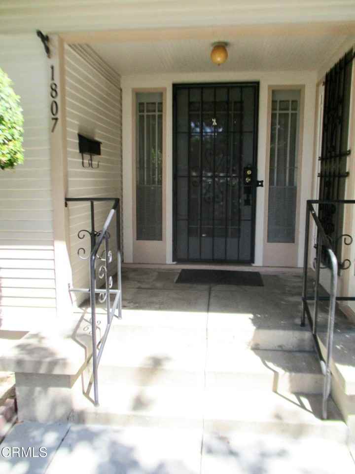 1807 E Glenoaks Blvd - Photo 7 of 28