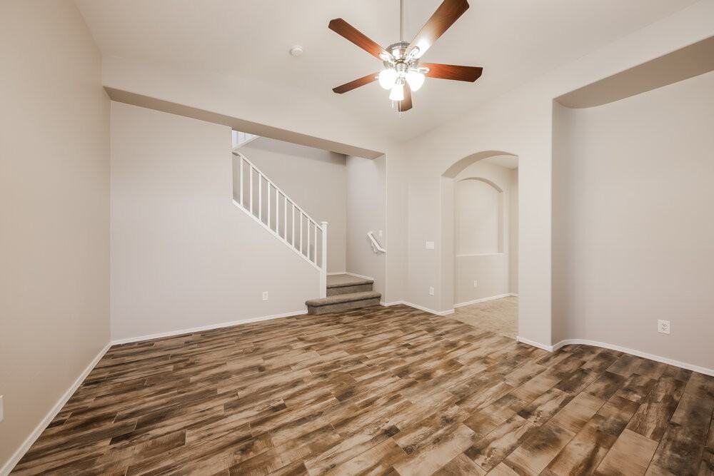 2362 W Sleepy Ranch Rd - Photo 5 of 17