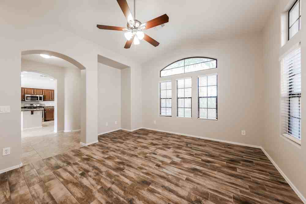 2362 W Sleepy Ranch Rd - Photo 6 of 17