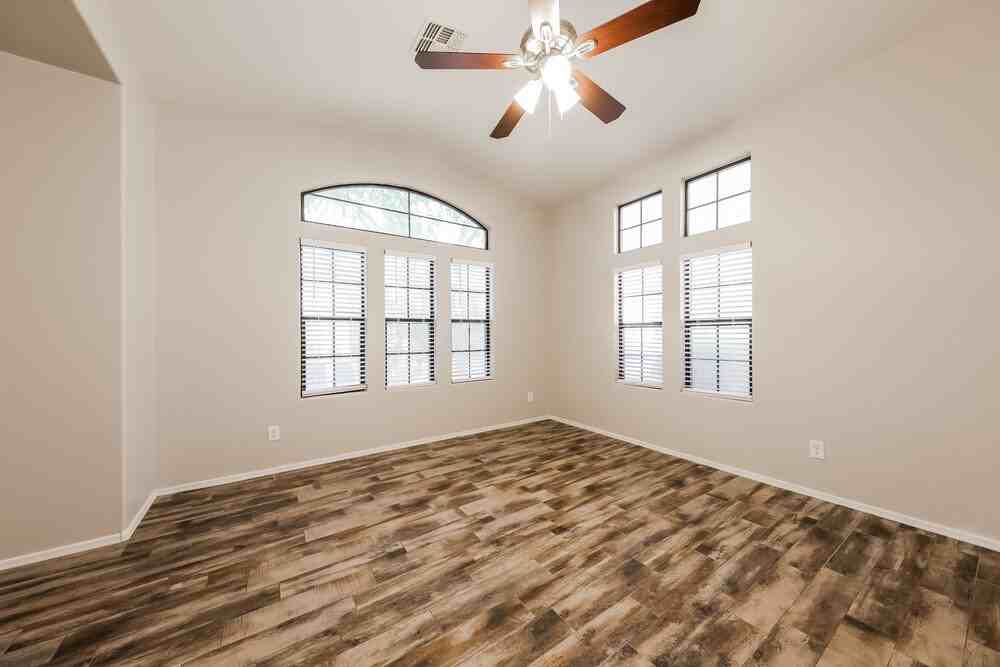 2362 W Sleepy Ranch Rd - Photo 7 of 17