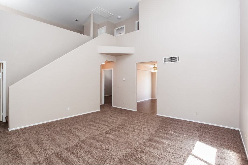 7512 Hickory Hills Dr - Photo 2 of 25