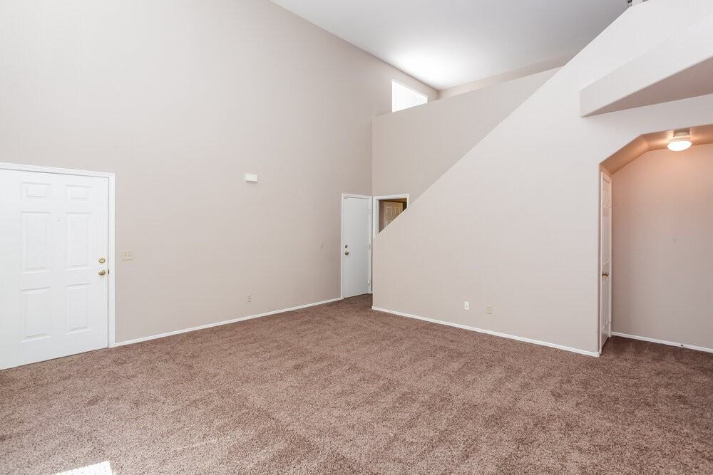 7512 Hickory Hills Dr - Photo 4 of 25