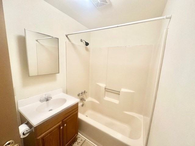 40 Race St - Photo 2 of 6