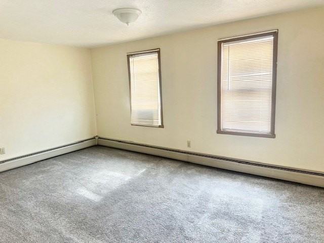 40 Race St - Photo 4 of 6