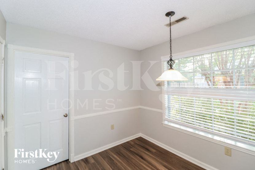 7675 Charstone Dr - Photo 6 of 16