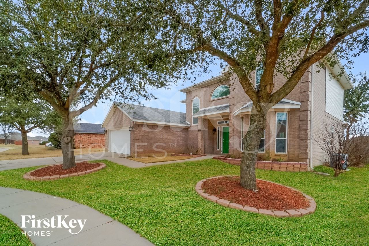 8024 Mourning Dove Dr - Photo 2 of 15