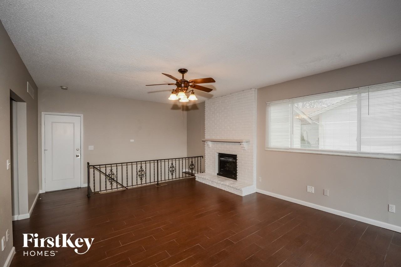 24 Lille Ct - Photo 4 of 15