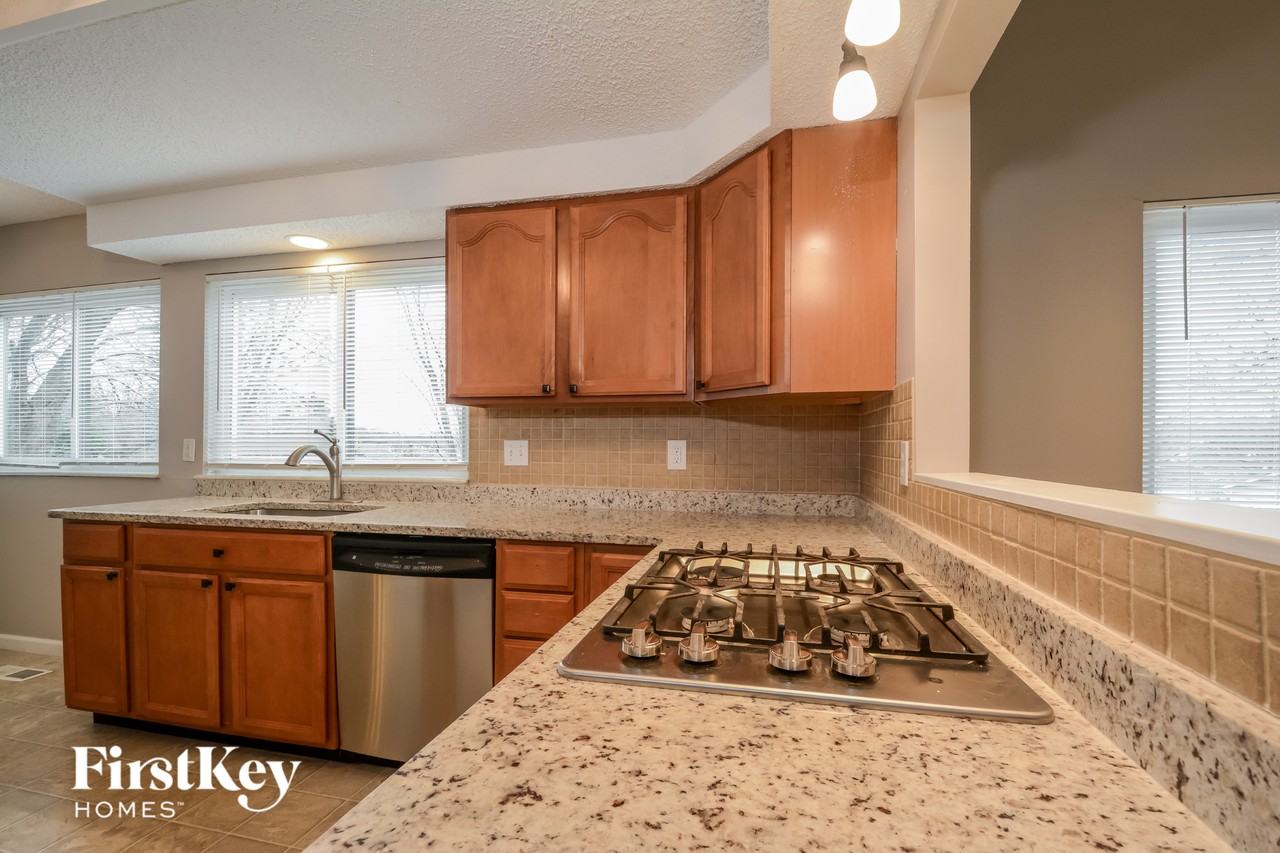 24 Lille Ct - Photo 7 of 15