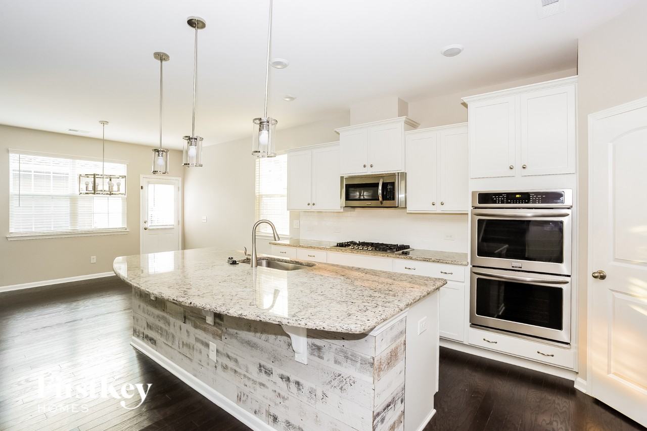 15516 Laverack Ln - Photo 7 of 15