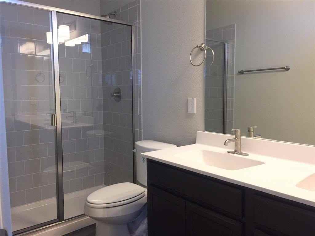 1002 W Sierra Vista Ct - Photo 4 of 12