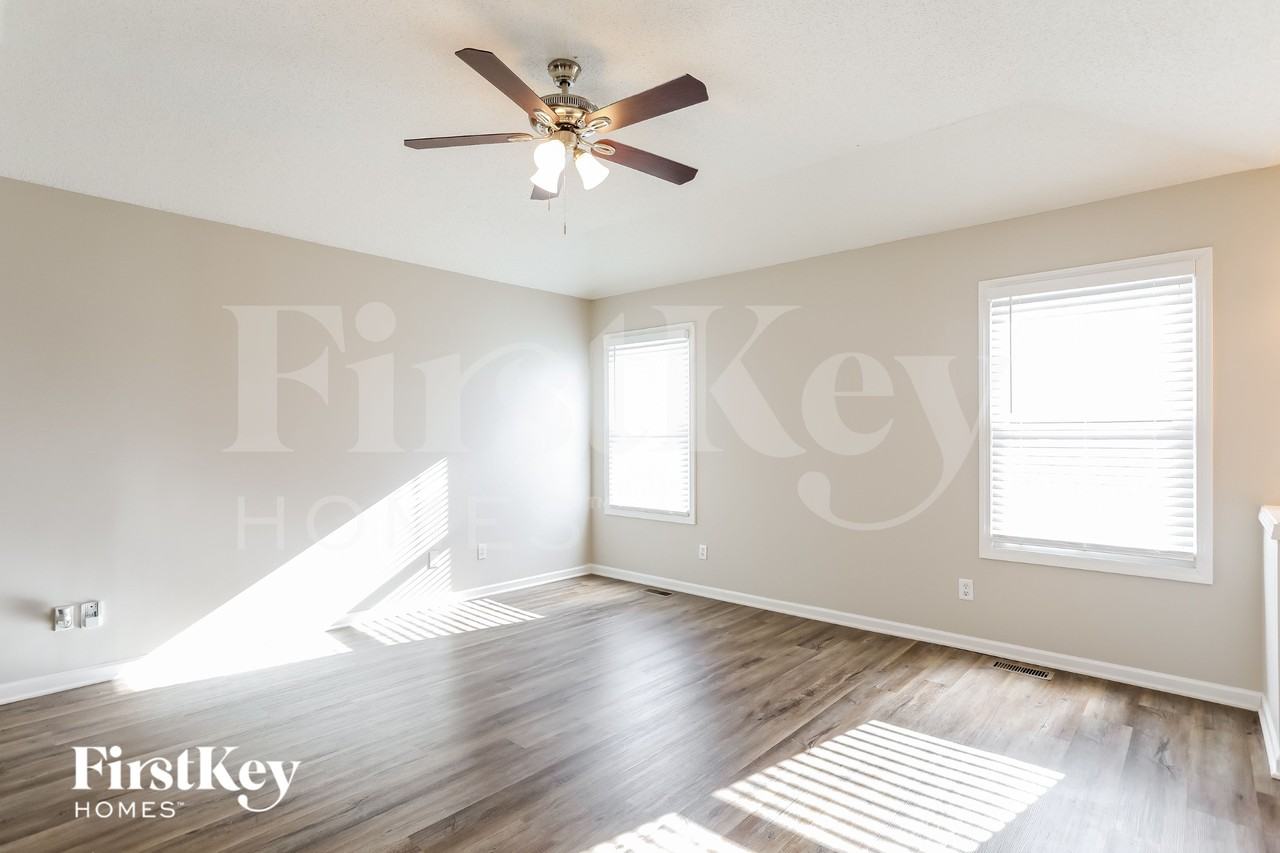 3509 Nw 85th St - Photo 7 of 15