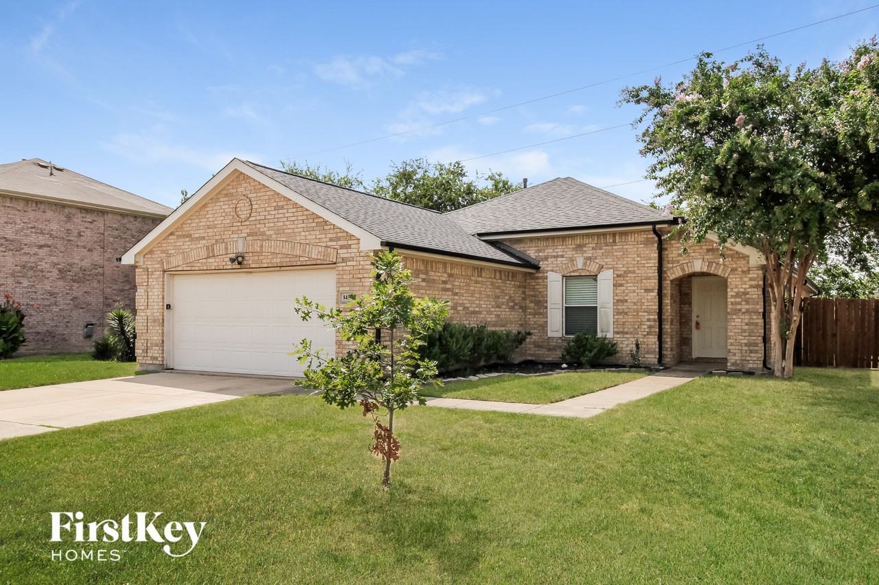 1450 Waldrop Dr - Photo 2 of 15