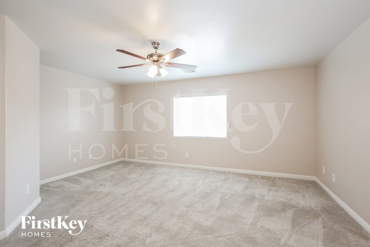 705 Picasso Picture Ct - Photo 7 of 16