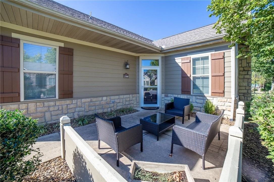 2500 Sw Antler Pl - Photo 2 of 31