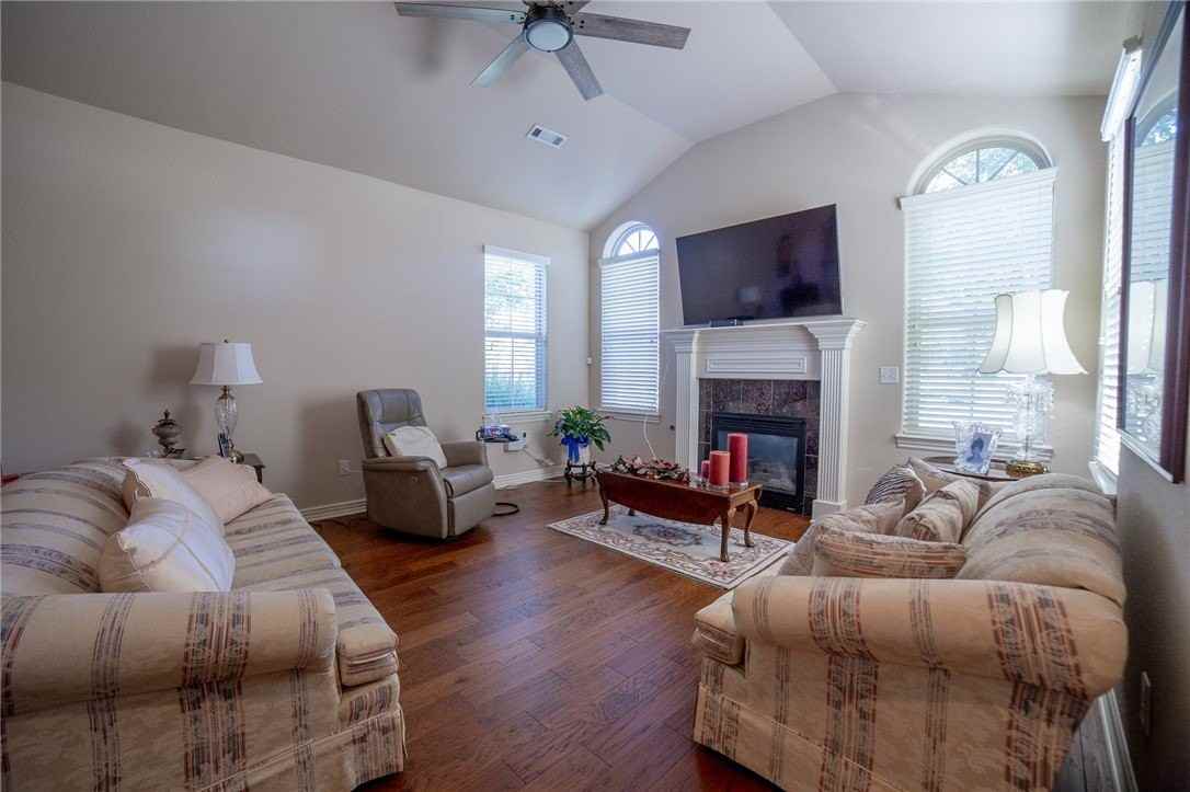 2500 Sw Antler Pl - Photo 4 of 31