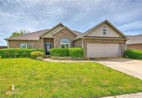 featured image of 1201 Sw Willow Bend Ave