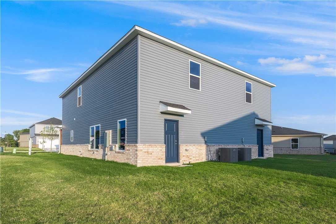 3400 Sw Adoration St - Photo 2 of 20