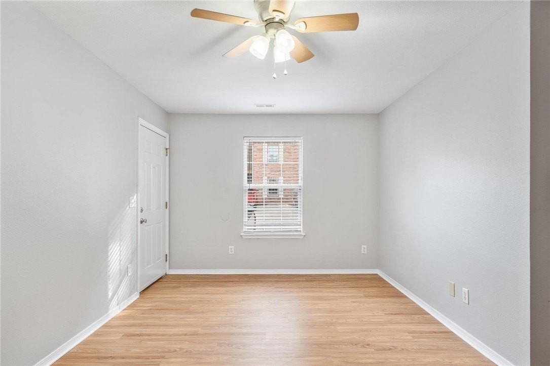 1437 W Sligo St #1 - Photo 5 of 17