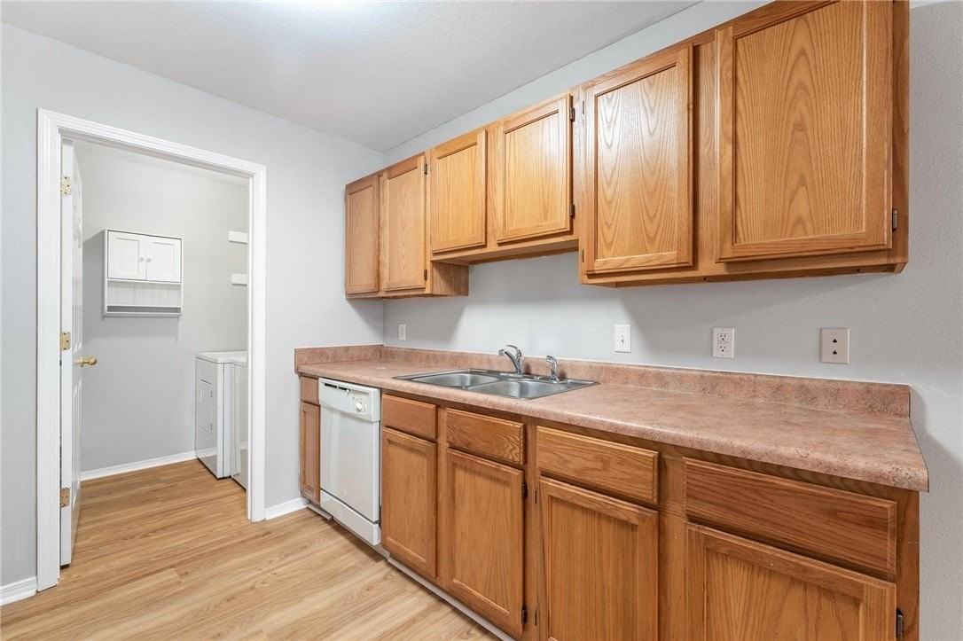 1437 W Sligo St #1 - Photo 6 of 17