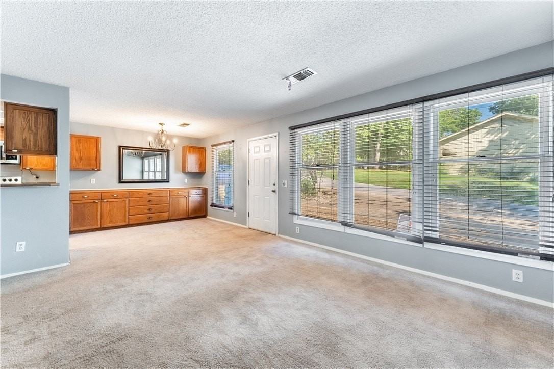 26 Dogwood Dr - Photo 2 of 32