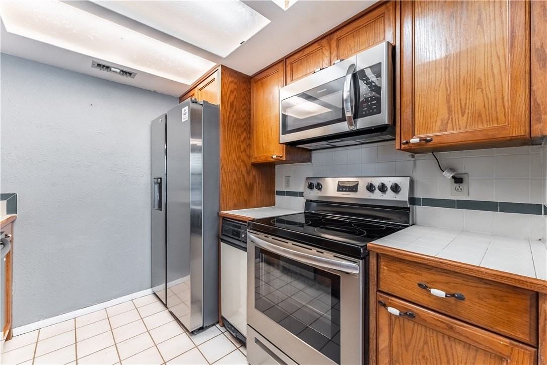 26 Dogwood Dr - Photo 6 of 32